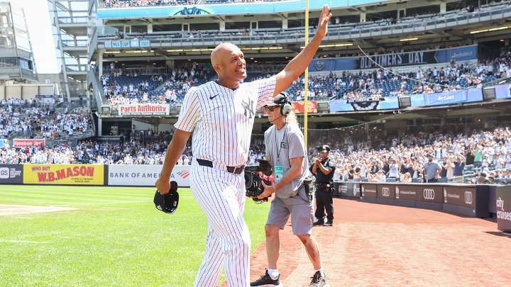 Yankees legend Mariano Rivera dealt brutal injury, derails Devin Williams plan