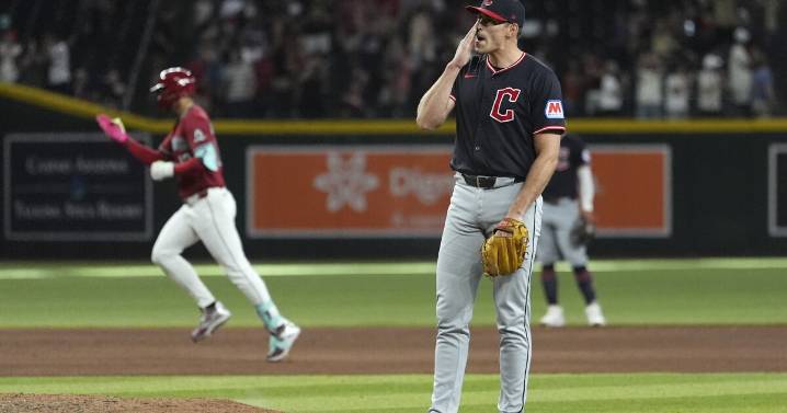 Diamondbacks rally past Guardians in 3