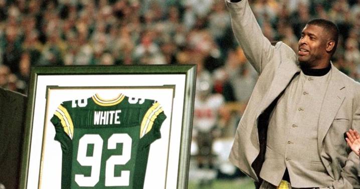 The new ‘Minister of Defense?’ Instead of shying away from Reggie White comparisons, Micah Parsons willingly steps into the Packers legend’s shadow