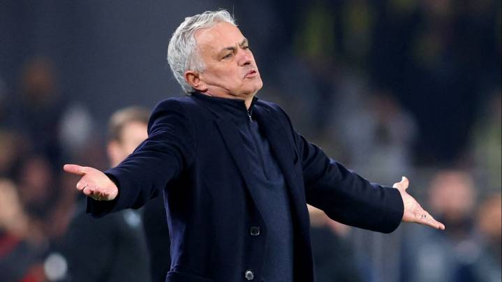El Fenerbahçe cesa a Mourinho tras quedar eliminado en la fase previa de la Champions