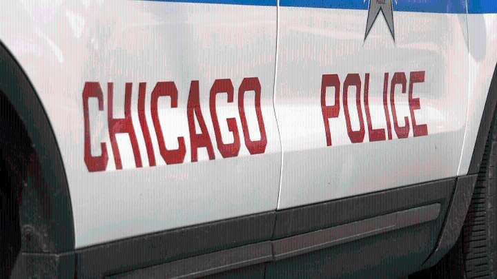 Chicago police seek suspects in 18 ATM thefts