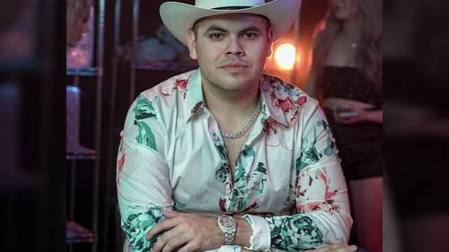 Ernesto Barajas, lead singer of the musical group 'Enigma Norteño,' murdered in Mexico