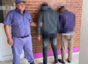 En Quitilipi, detuvieron a dos jóvenes con una pistola limada y 18 brezas