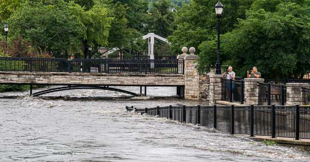 Milwaukee area drying out after weekend rain causes record flooding on multiple rivers (PHOTOS)
