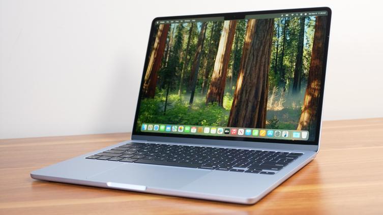 ¿Qué tan recomendable es cargar tu laptop continuamente?
