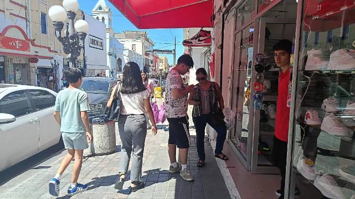 Cambios en los patrones de consumo y repunte de ventas: así viven los comercios de Tampico el regreso a clases