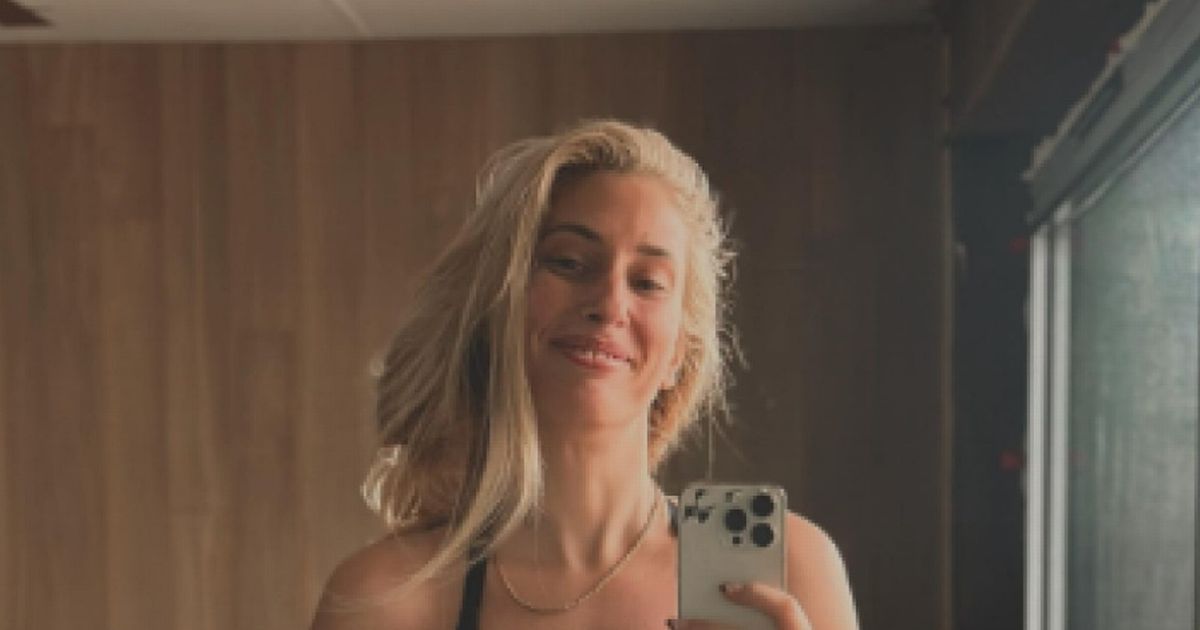 Stacey Solomon warns fans as she shows off impressive body transformation with 'first'