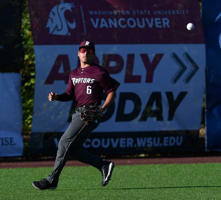 Cooper Whitton has four-hit game as Ridgefield Raptors rout Walla Walla 14