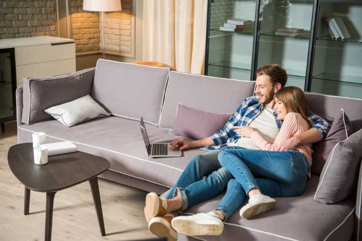 ¿Quieres renovar tu sala? Estos consejos podrían ayudarte a elegir