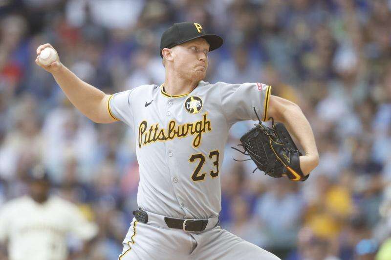 Brewers finish sweep of Pirates to extend their winning streak to 12 games