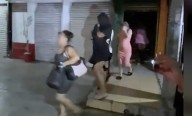 Rescatan a 26 mujeres tras cateos a 5 inmuebles en Chetumal