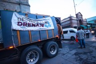 Refuerza Ray Chagoya limpieza de alcantarillado en la ciudad de Oaxaca