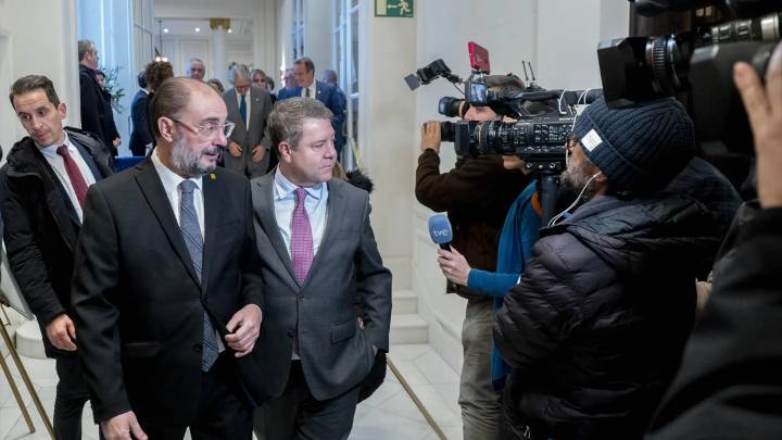 Page recuerda al fallecido Lambán como un político "honesto" cuando lo "cómodo sería callar"