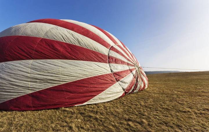 The air is hissing out of the overinflated AI balloon • The Register