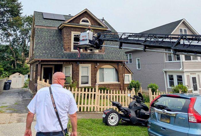 Firefighter injured during afternoon fire