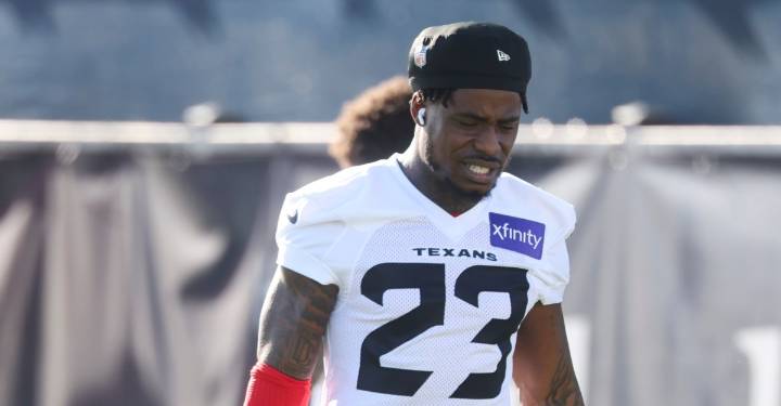 C.J. Gardner-Johnson injury: Former Eagles safety carted off at Texans practice