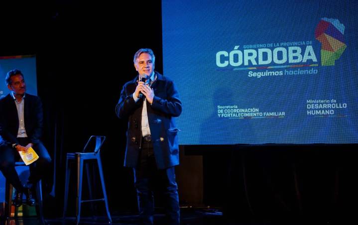 Discapacidad: Llaryora anunció un complemento alimentario para instituciones con doble jornada