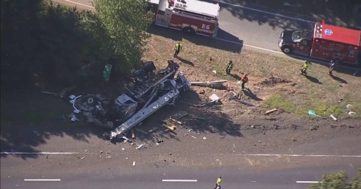 Crane tips over, backs up traffic on I-95 in Sharon ahead of Morgan Wallen concert at Gillette Stadium