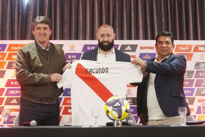 Facundo Ruscica fue presentado como nuevo entrenador de la selección peruana de futsal