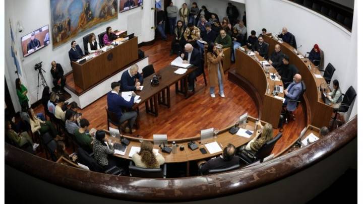 Debate de la autonomía municipal en el Concejo: este miércoles habrá 64 oradores en la audiencia pública