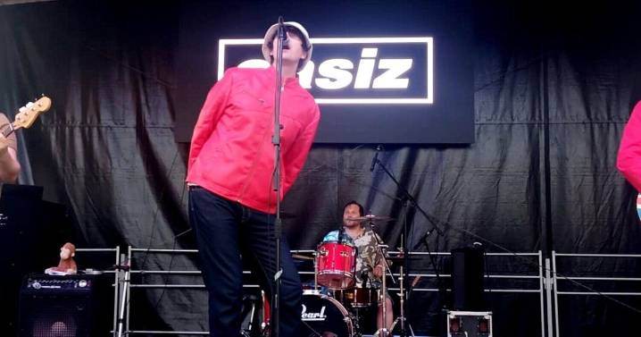 Oasis tribute band Oasiz ‘never busier’ after shock reunion news