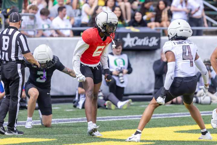 Taller cornerbacks bring new dimension to Oregon defense in 2025