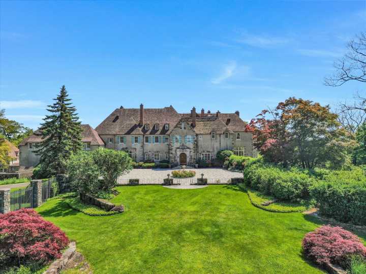 Live the ‘Downton Abbey’ life off the grid on this 151-acre Gilded Age Tuxedo Park estate, asking $29.5M