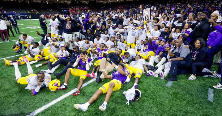 Prep football doubleheader at Superdome to include Edna Karr, Rummel