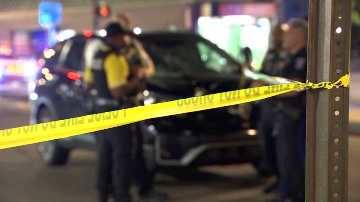 Broad Street crash leaves 2 people hurt, police say