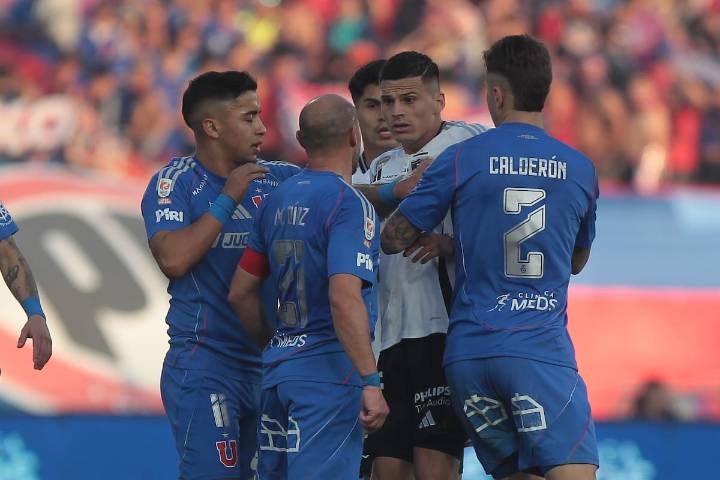 “Colo Colo no ha tenido un buen año y la U sí, pero eso el domingo no juega”