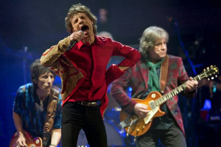 Ex-Rolling Stones guitarist says New York Met has his lost Gibson Les Paul. The museum disagrees