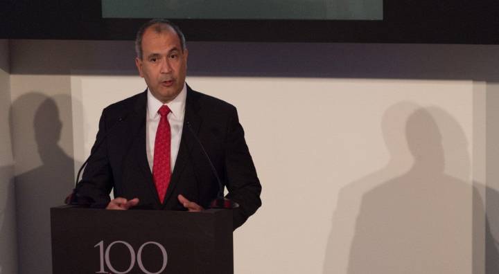 Detienen a Carlos Treviño Medina, exdirector de Pemex señalado de corrupción; será deportado a México