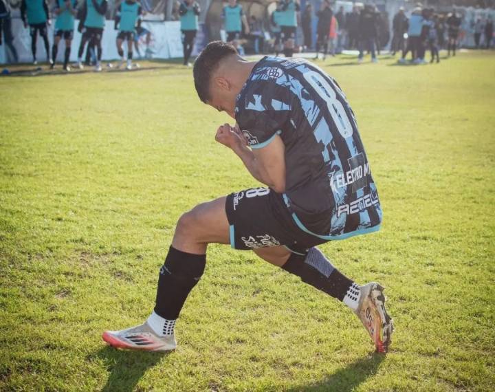 “Los Mates” mostraron una mejor versión y le ganaron a Deportivo Merlo