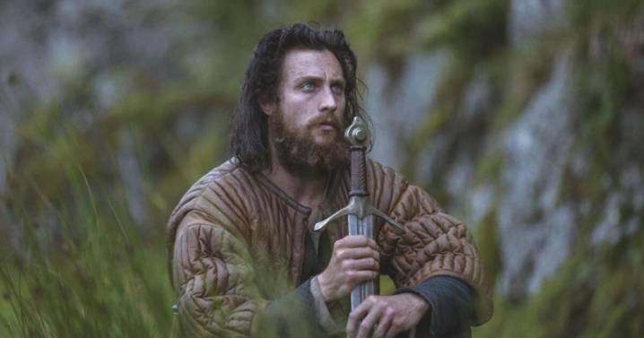 '10/10' war drama hailed 'the best' leaves Netflix fans stunned into silence 