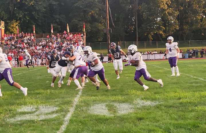 Staten Island HS football: Tottenville’s speed too much for Manalapan in season