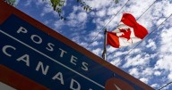 Canada Post loses $407 million in Q2 as parcel revenue falls