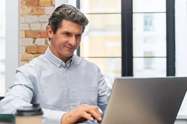 10 Best Sugar Daddy Sites & Apps for Real Dating in 2025