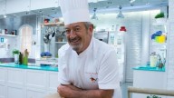 El sencillo truco de Karlos Arguiñano para hacer el bizcocho de yogur más esponjoso y fácil