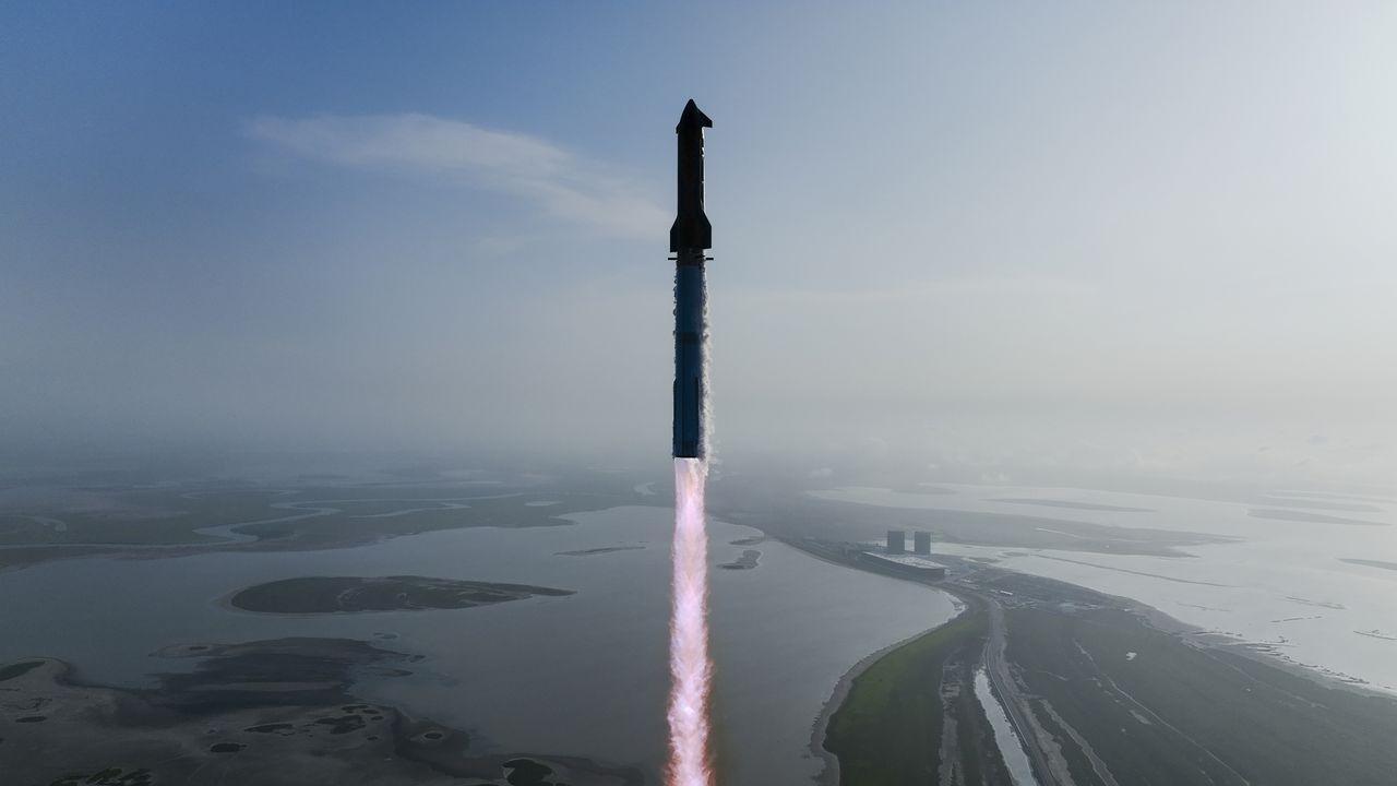 SpaceX signs deal to fly Italian experiments to Mars on Starship's 1st commercial Red Planet flights