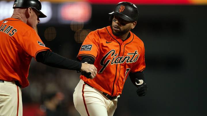 Giants’ Dom Smith blast HR into McCovey Cove