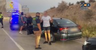 Tres detenidos en Almería por el robo en 22 vehículos de componentes que enviaban a Europa del Este