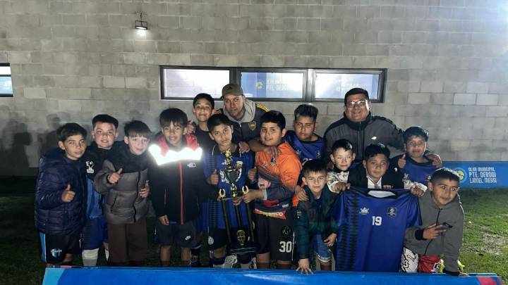 Los Imparables y Peruzzotti se coparon en el Mundialito de Fútbol Infantil