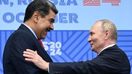 Maduro se deshace en elogios a Putin en medio de despliegue militar de Estados Unidos. “Hermano de Chávez, padrino de Maduro”