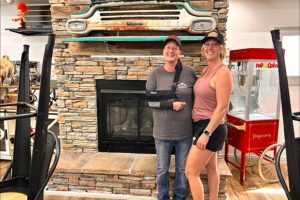 Duo serve ‘Cozy Subs’ and other menu items at new mom