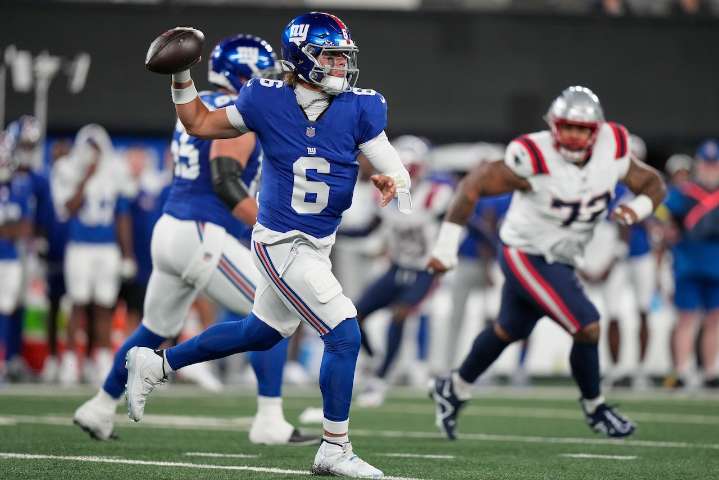 Jaxson Dart plays well in preseason yet again