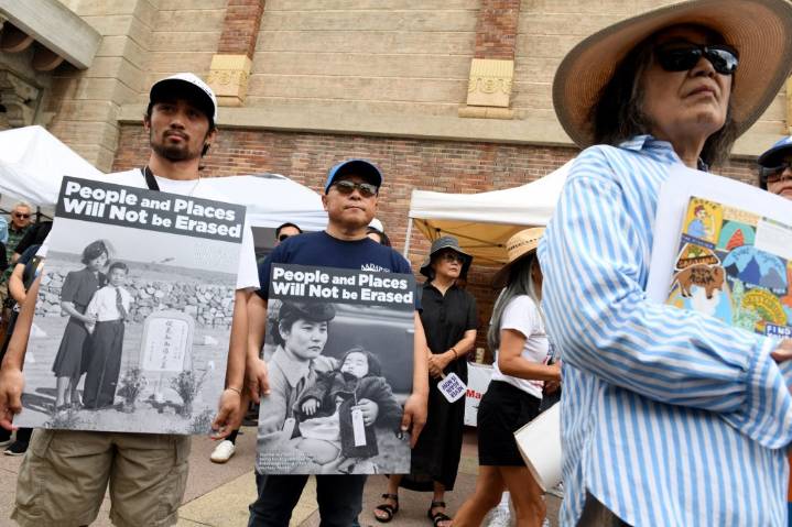 ‘Hands off our history’: Activists in Little Tokyo speak to affirm WWII history