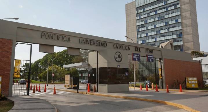 Perú entra al top 100 mundial en innovación educativa con Centrum PUCP, según ranking Wuri 2025 l PUCP l Últimas