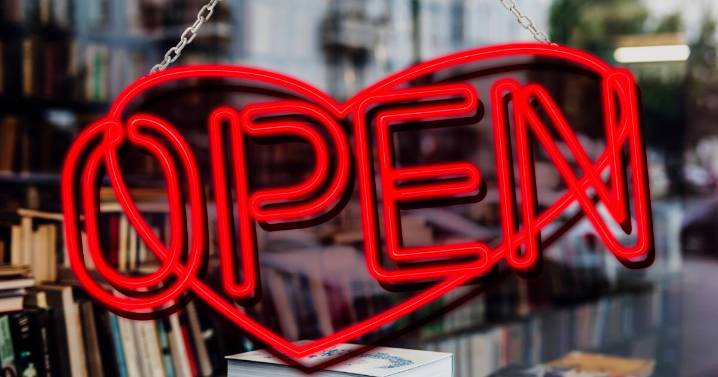 8 swoon-worthy L.A. spots to celebrate Bookstore Romance Day