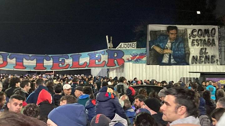 San Lorenzo: protesta de hinchas y reclamo de elecciones tras el regreso de Marcelo Moretti