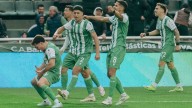 En un partidazo, Banfield dio vuelta un 0-2 y logró un triunfo agónico ante Estudiantes en el Florencio Sola